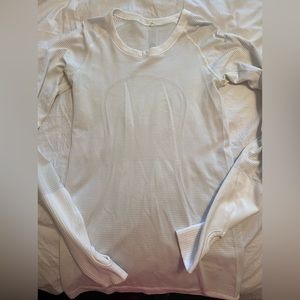 Lululemon white long sleeve swiftly tech size 4